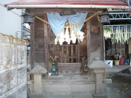 九ノ戸神社　祭壇